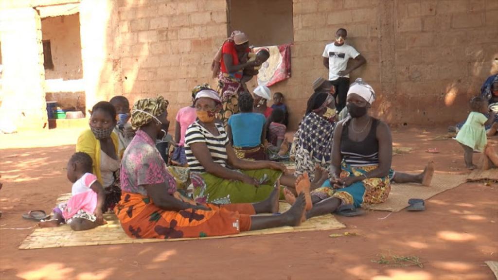 Moçambique: ajuda de emergência em Cabo Delgado, entre as famílias deslocadas do norte afectadas pelo terrorismo